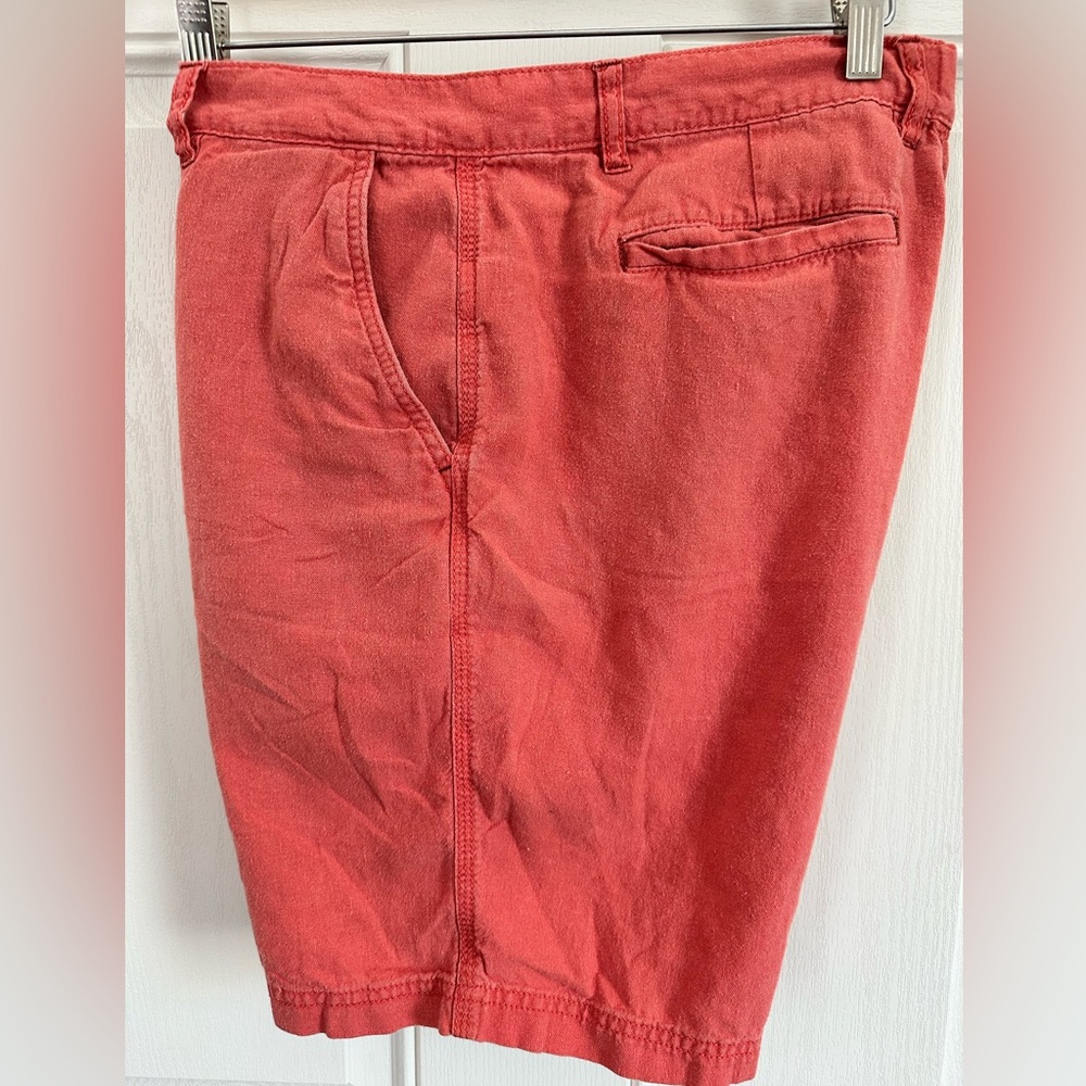 Weatherproof Vintage Shorts in a muted Orange-Red Wash, 34